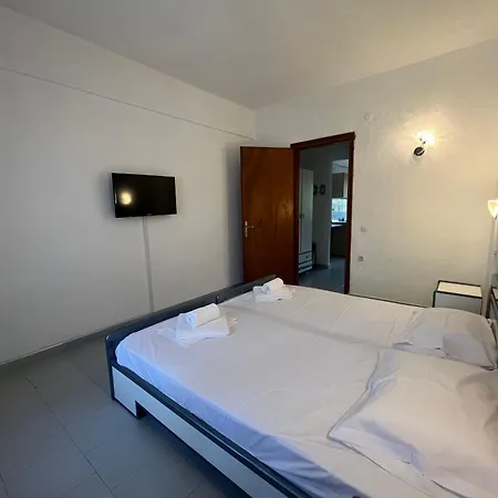 Hotel de apartamente Sirtaki-siviri 3*